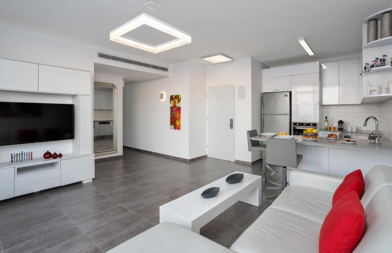 Florentine 2Br With Sea View By Holyguest Tel Aviv Eksteriør billede